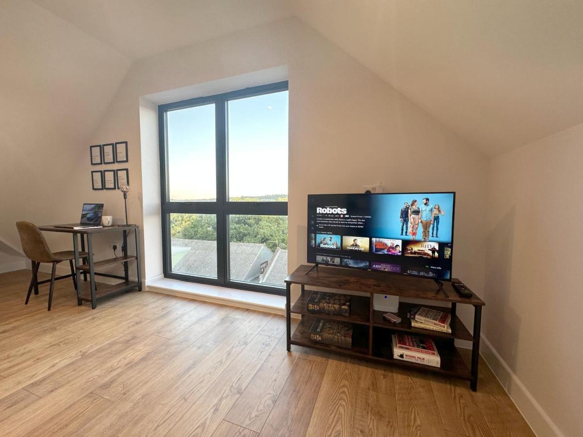 Stylish & Spacious Apartment Роял-Танбридж-Веллс Екстер'єр фото